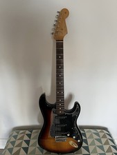 Fender Classic Series 60s Stratocaster, Sunburst with Gig Bag (Pre-Owned)