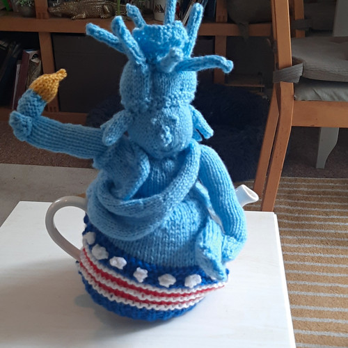 Handmade wool knitted tea - handmade, cosy