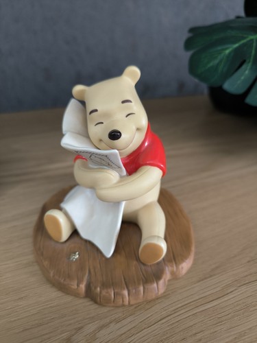 Pooh and friends figurine - and,