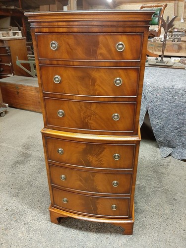 Very nice vintage - vintage, mahogany