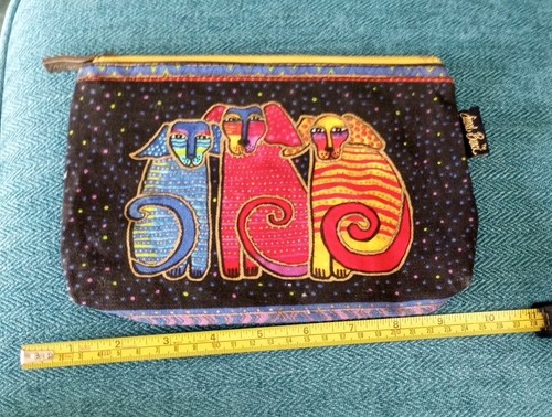 Laurel burch birch zip - laurel,