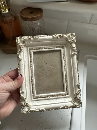 Vintage shabby chic - shabby, white