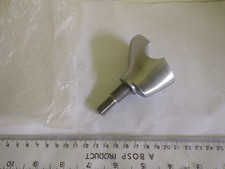 1 x Genuine Yamaha Handlebar Holder Riser Lower Half 4NK-23442-00 XVZ13 XVZ1300