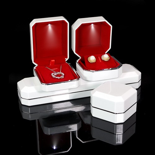 Diamond ring box with - diamond,