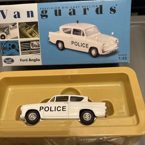 Vanguards ford anglia - vanguards,