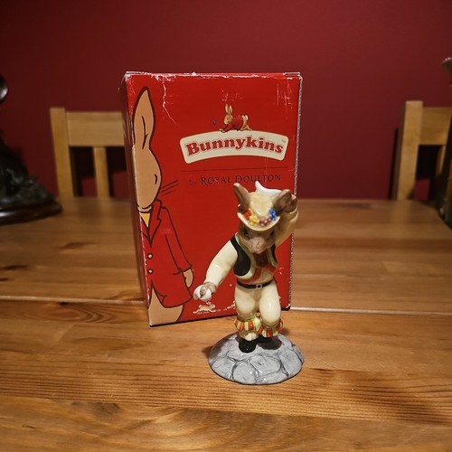 Royal doulton bunnykins - royal,