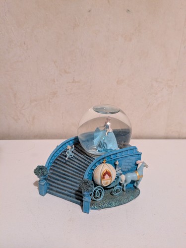 Disney snow globe cinderella - disney,