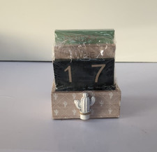 Reusable Wooden Perpetual