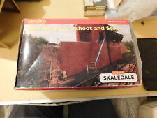 Hornby Skaledale Coal Drop Overshootand Steps, very good condition