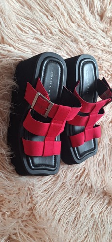 Gorgeous women charles - women's,