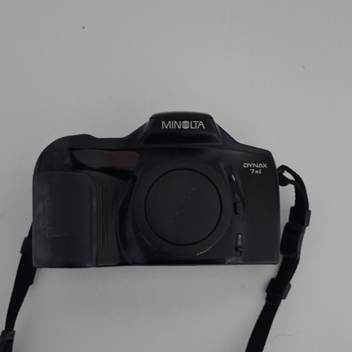 Minolta dynax 7xi - minolta,