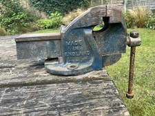 Record No 1  Vise  Vtg