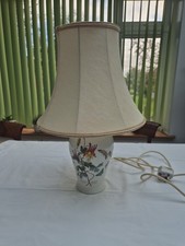 Portmeirion Botanical Garden Aquilegia Gracilis Flower Table Lamp. 