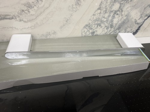 Towel rail wall mounted - ,