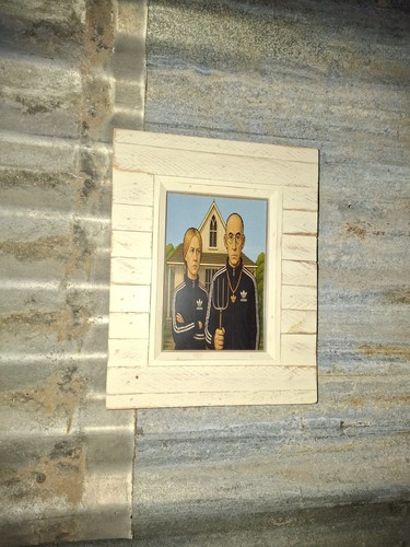 Bit american gothic in - 8,