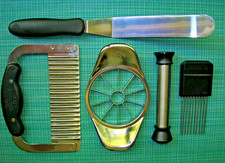 Lot of 5 Pampered Chef Kitchen