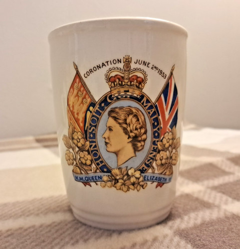 Queen elizabeth - queen, 11
