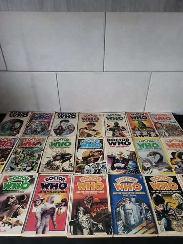 Who book bundle target - dr,