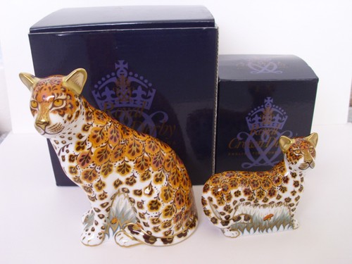 Royal crown derby - royal, paperweights