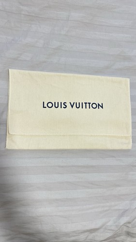 Louis vuitton authentic - vuitton, dust