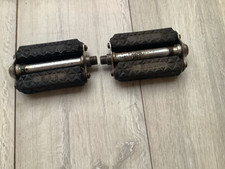 Very rare hard to find 1930s BSA worded bike pedals not bad for age use restore