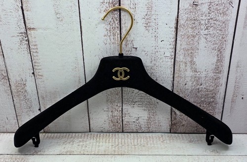 Authentic chanel black - 7x,