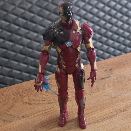Iron man action figure red - man,