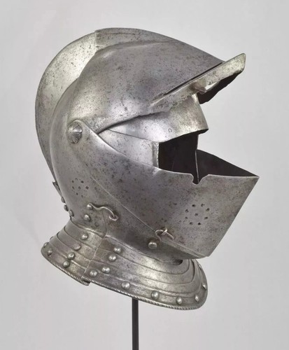 Medieval close helmet battle - medieval,