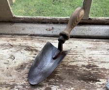 Rare Edwardian HUDSTIR Small Ladies Hand Trowel. Vintage Gardening Tools