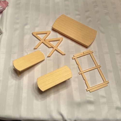 Barbie picnic bench camper - picnic,