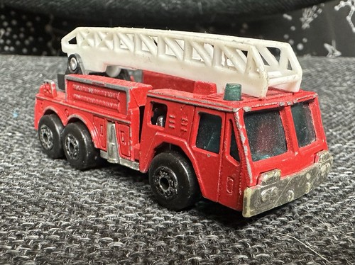 Vintage 1982 matchbox oshkosh - matchbox,
