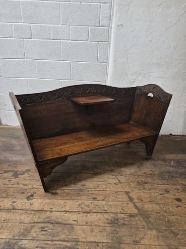 Oak arts and crafts hall - arts,