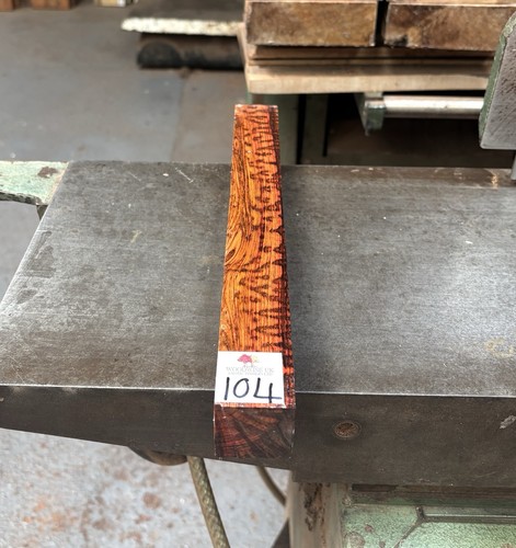 Snakewood cue square - cue, grade