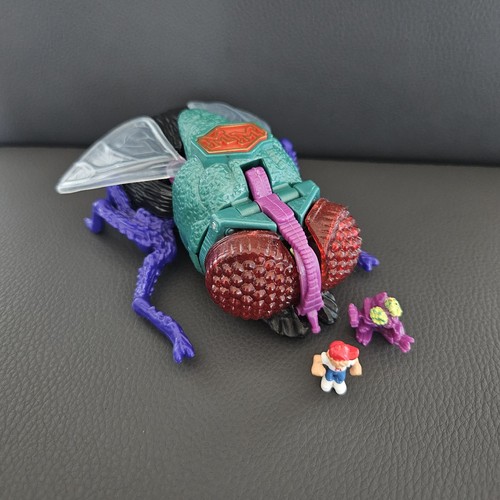Mighty max squishes fly doom - fly,