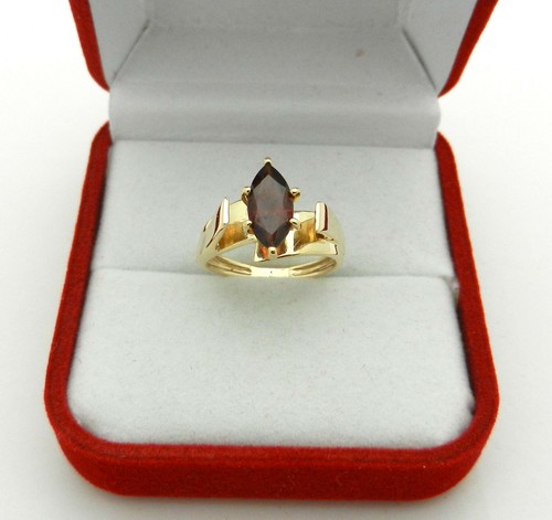 Gorgeous solid 10k yellow gold - solid,