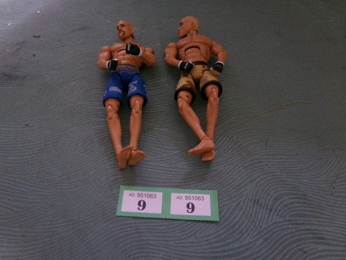 Ufc deluxe figure chuck - ufc,