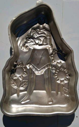 Wilton princess aluminum cake - princess,