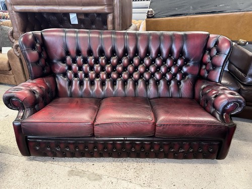 Saxon chesterfield oxblood - chesterfield,