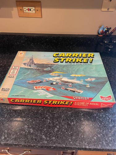 Vtg milton bradley carrier - milton,