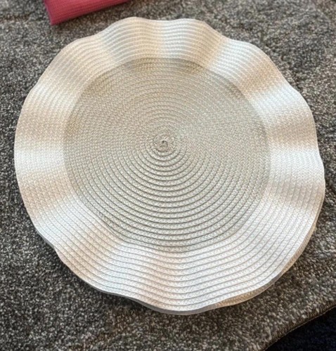 New dubai style wavy table - dubai,