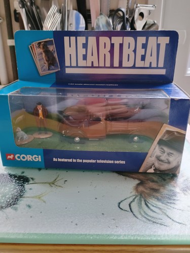 Corgi heartbeat morris - heartbeat,