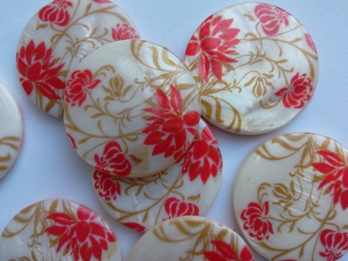 Flat round shell beads red - flat, beads,