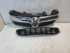 Vauxhall Zafira B Front Grille