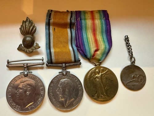 Ww1 medal pair and - medal,