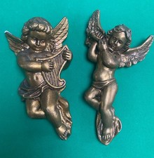 2 X Vintage Cherubs Gold Chalk