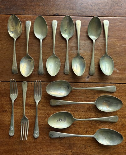 Antique royal household queen - household,