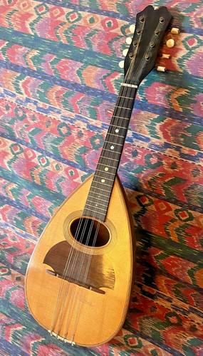 Antique bowl back mandolin - bowl-back, g
