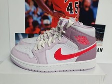 Nike AIR JORDAN 1 MID