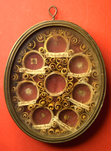 Relics reliquary large - reliquary,