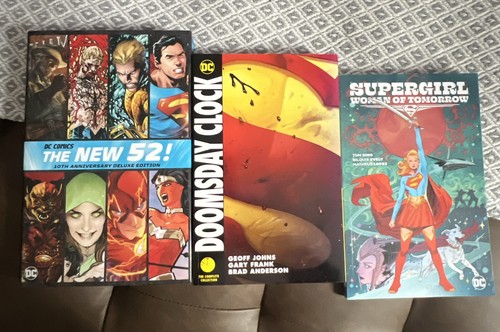 Graphic novel bundle - graphic,
